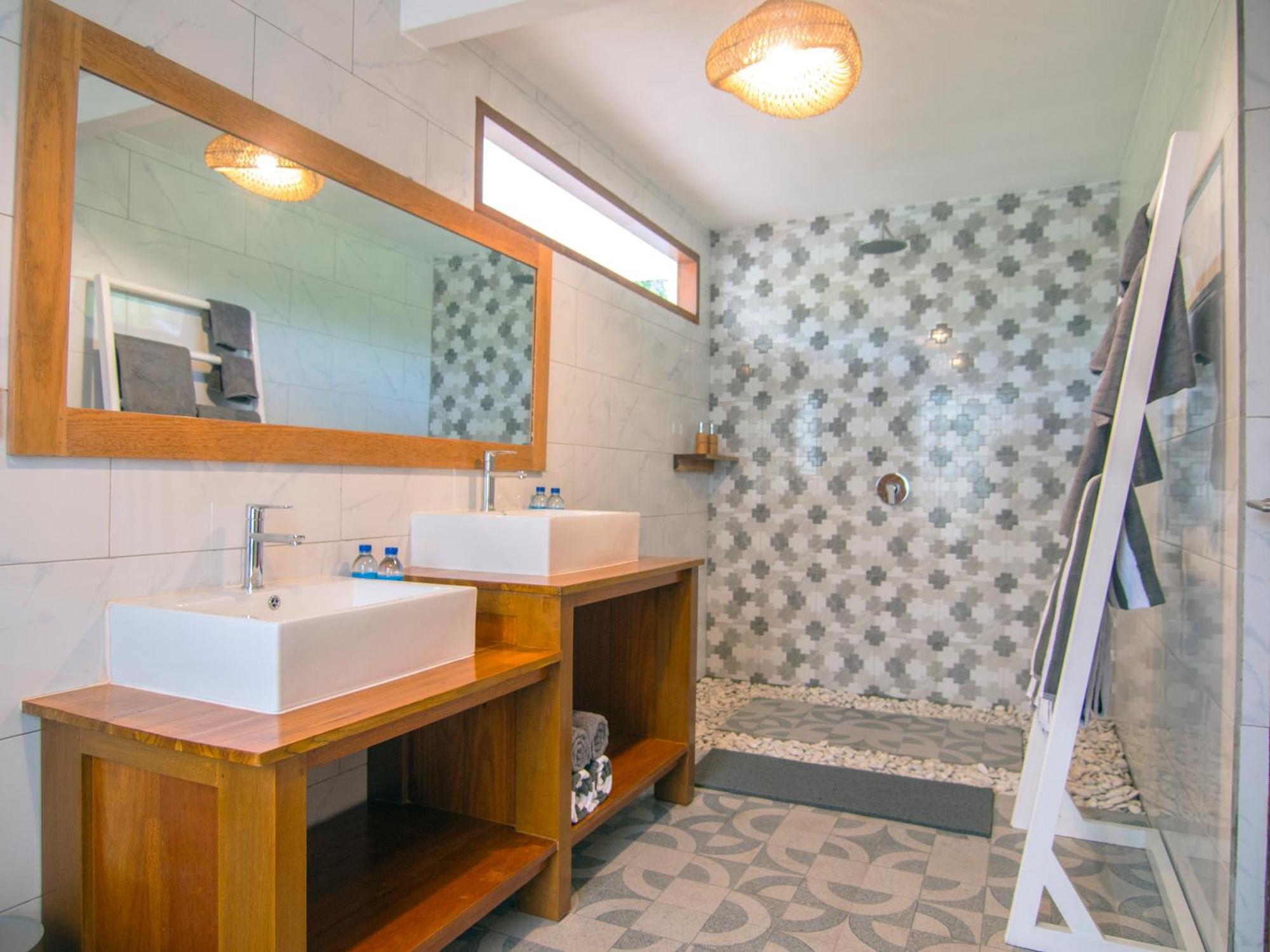 Coco Breeze Spa Hotel 吉利阿尔 外观 照片